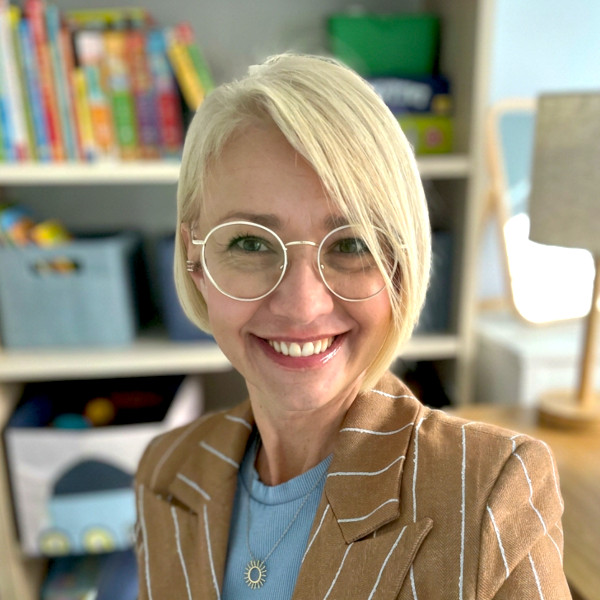 mgr Monika Bogdziewicz – neurologopeda, elektrostymulacja